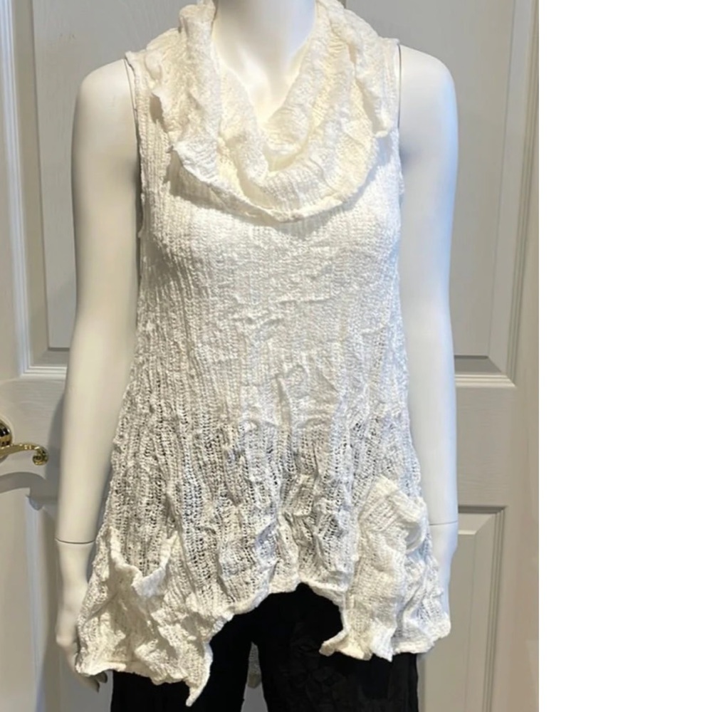 NWT Chalet Et Ceci Talie Tunic - White